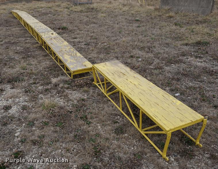 image for item DE3209 Gomaco C450 bridge deck finisher