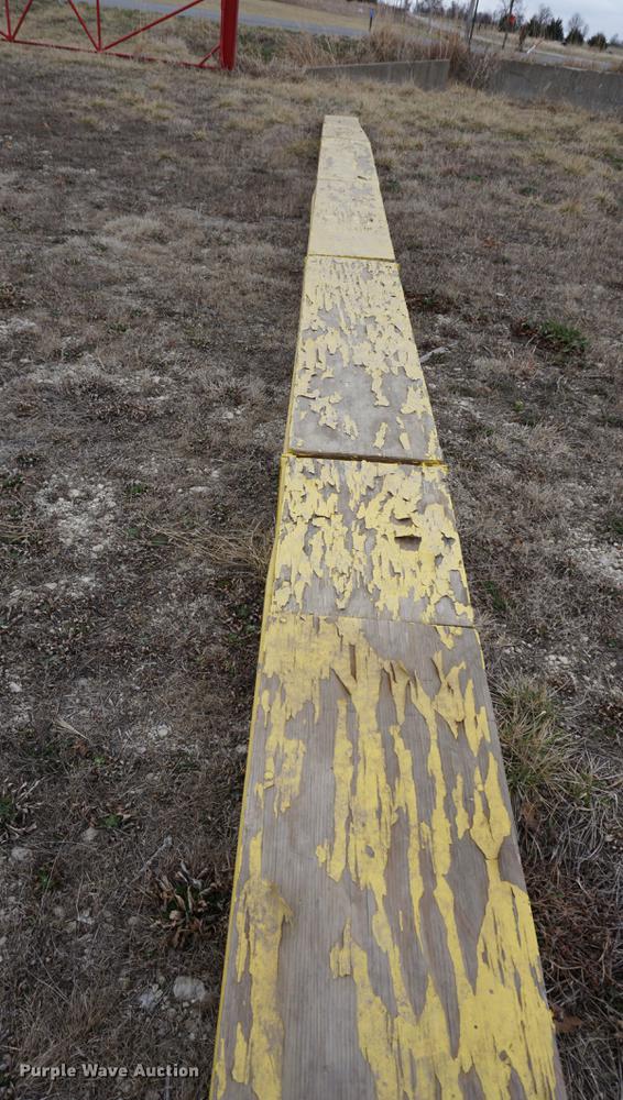 image for item DE3209 Gomaco C450 bridge deck finisher