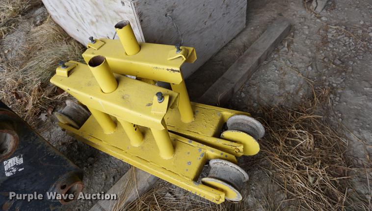 image for item DE3209 Gomaco C450 bridge deck finisher