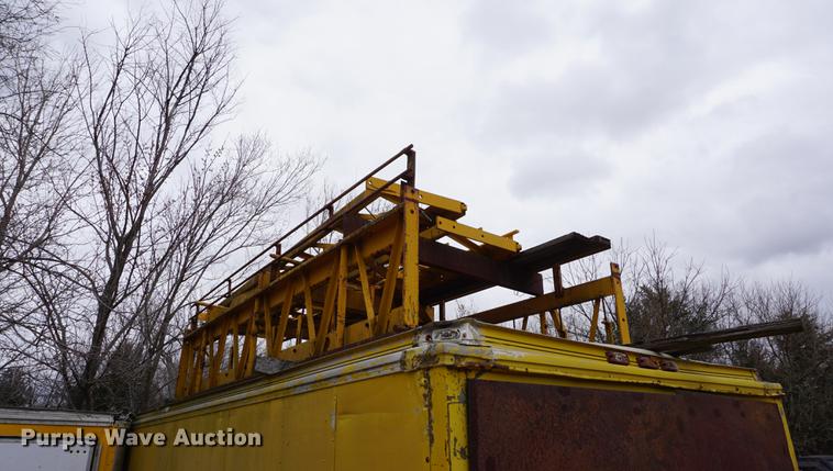 image for item DE3209 Gomaco C450 bridge deck finisher