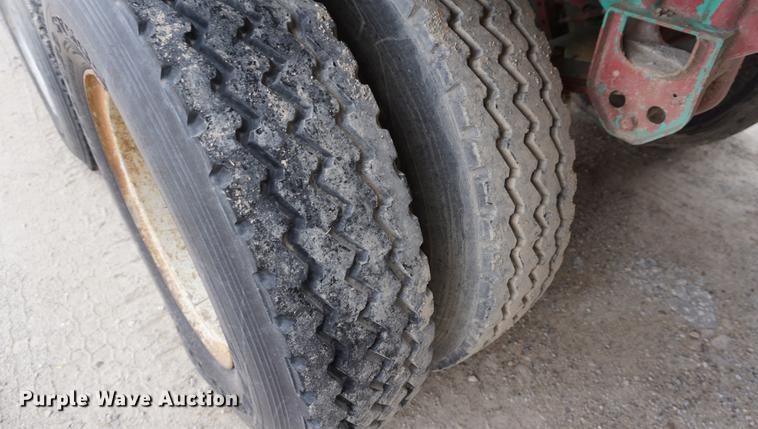 image for item DE3209 Gomaco C450 bridge deck finisher