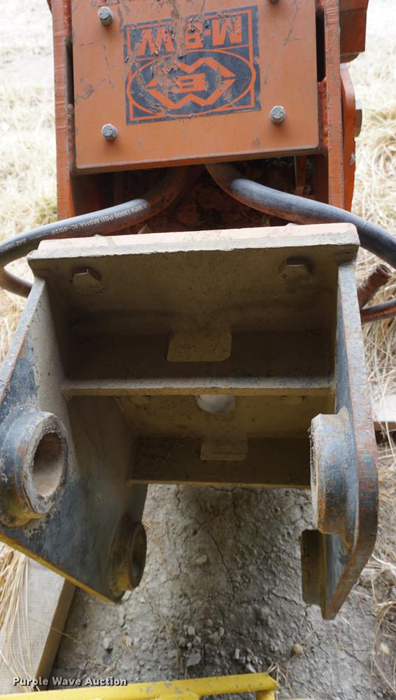 image for item DE3210 MBW plate compactor