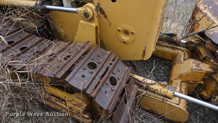 image for item DE3225 1979 International TD7E dozer