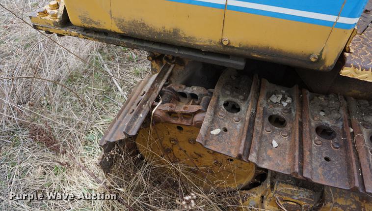image for item DE3225 1979 International TD7E dozer