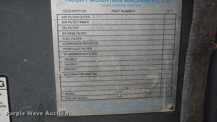 image for item DE3226 1998 Komatsu PC200LC-6E excavator