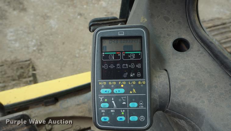 image for item DE3226 1998 Komatsu PC200LC-6E excavator