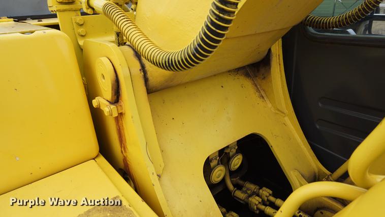 image for item DE3226 1998 Komatsu PC200LC-6E excavator