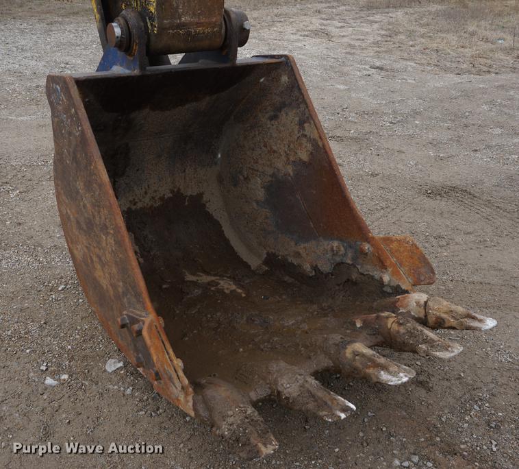 image for item DE3226 1998 Komatsu PC200LC-6E excavator