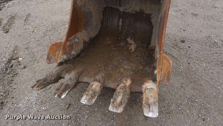 image for item DE3226 1998 Komatsu PC200LC-6E excavator