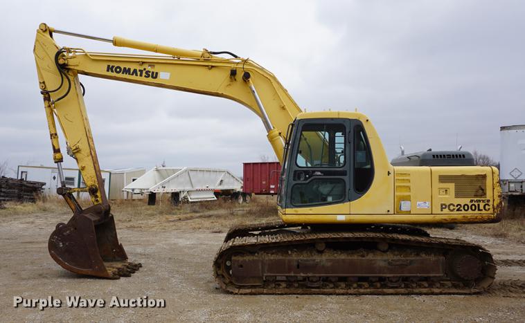 image for item DE3227 1997 Komatsu PC200LC-6LE excavator
