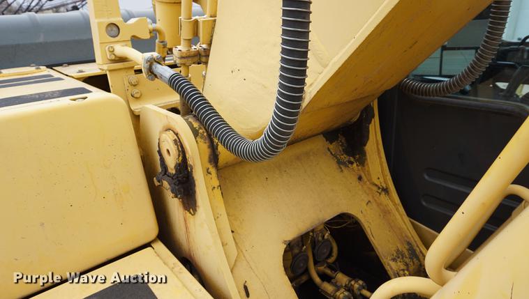 image for item DE3227 1997 Komatsu PC200LC-6LE excavator
