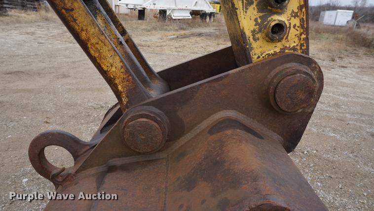image for item DE3227 1997 Komatsu PC200LC-6LE excavator