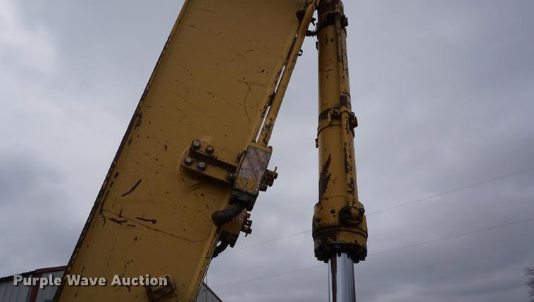 image for item DE3227 1997 Komatsu PC200LC-6LE excavator