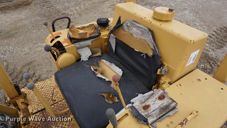 image for item DE3229 1979 International TD7E dozer