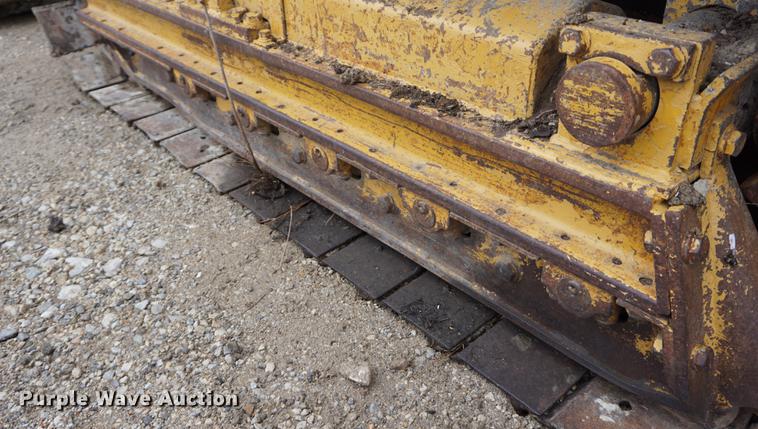 image for item DE3229 1979 International TD7E dozer