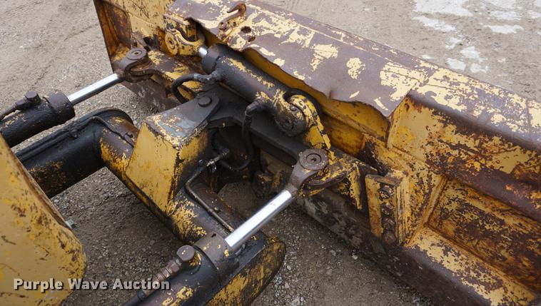 image for item DE3230 1976 International TD7E dozer