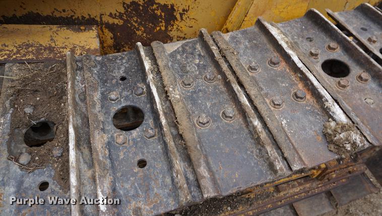 image for item DE3230 1976 International TD7E dozer