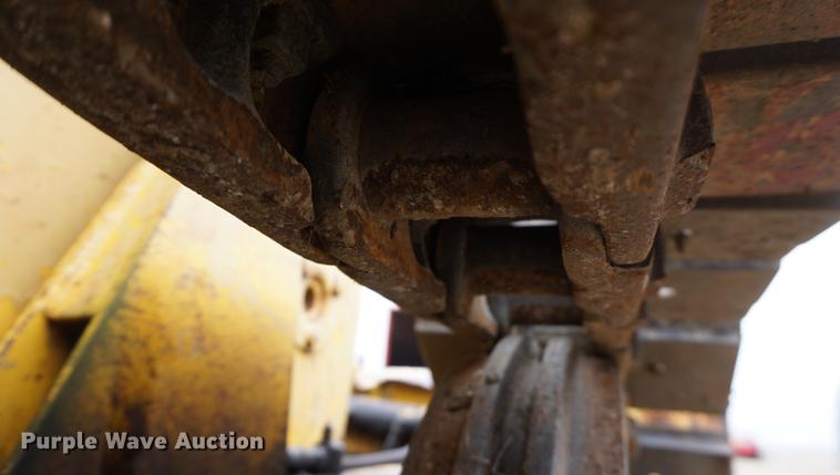 image for item DE3230 1976 International TD7E dozer