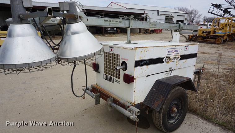 image for item DE3232 1993 Coleman Engineering MH4000RDKH light plant
