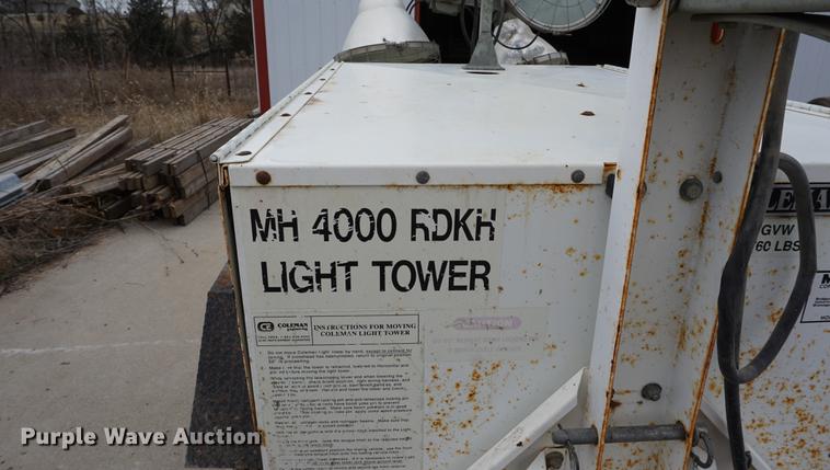 image for item DE3232 1993 Coleman Engineering MH4000RDKH light plant