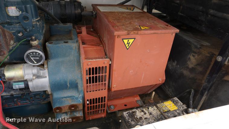 image for item DE3232 1993 Coleman Engineering MH4000RDKH light plant