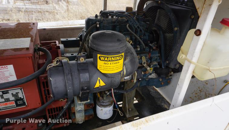 image for item DE3232 1993 Coleman Engineering MH4000RDKH light plant