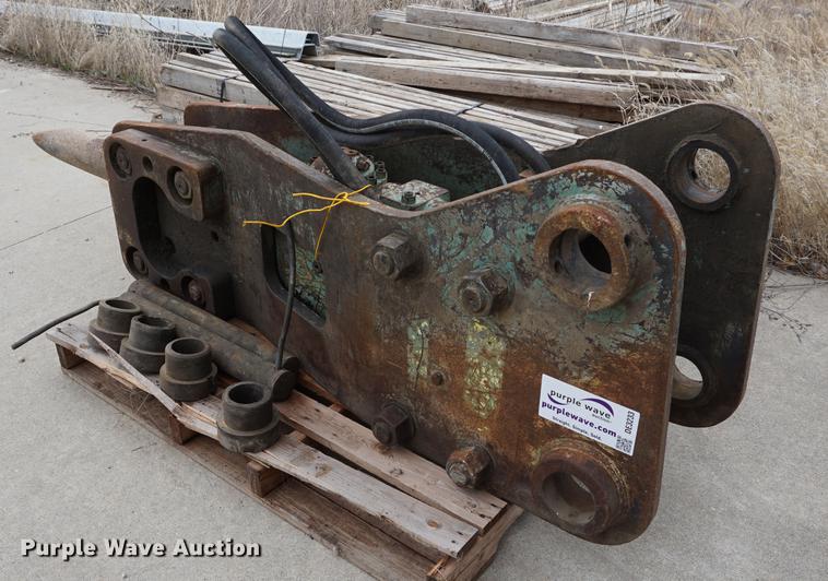 image for item DE3233 Kent hydraulic breaker