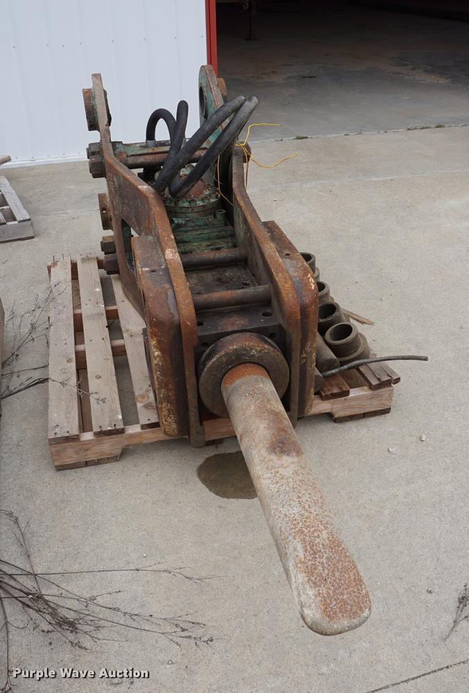 image for item DE3233 Kent hydraulic breaker