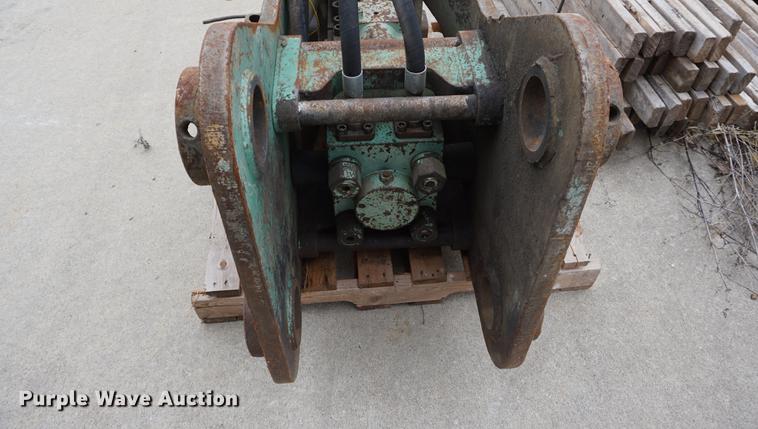 image for item DE3233 Kent hydraulic breaker