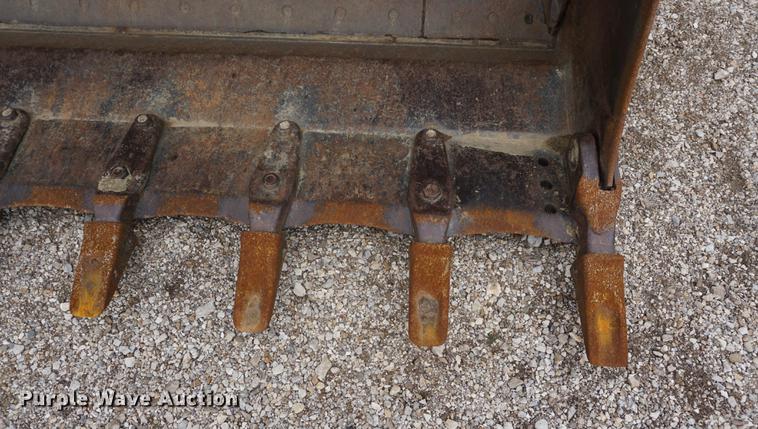 image for item DE3243 1988 Caterpillar 963 track loader