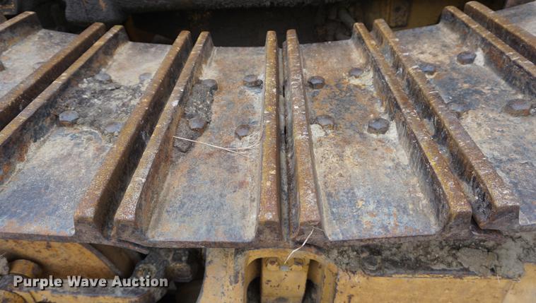 image for item DE3243 1988 Caterpillar 963 track loader