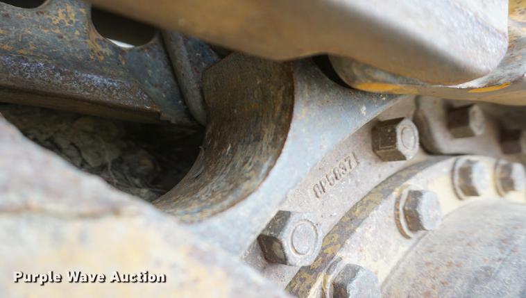 image for item DE3243 1988 Caterpillar 963 track loader