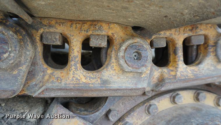 image for item DE3243 1988 Caterpillar 963 track loader