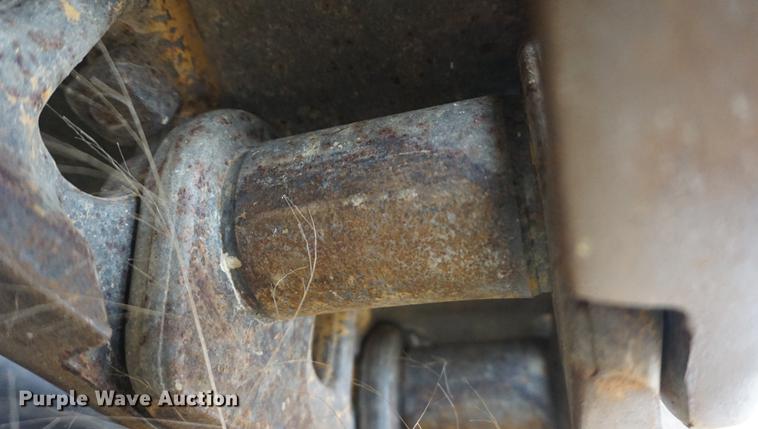 image for item DE3243 1988 Caterpillar 963 track loader