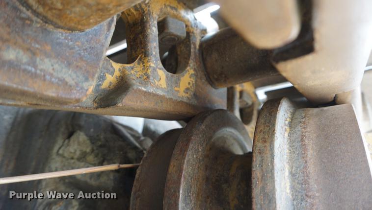 image for item DE3243 1988 Caterpillar 963 track loader