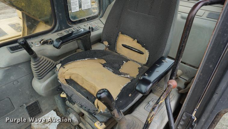 image for item DE3244 1997 Komatsu PC200LC-6LE excavator