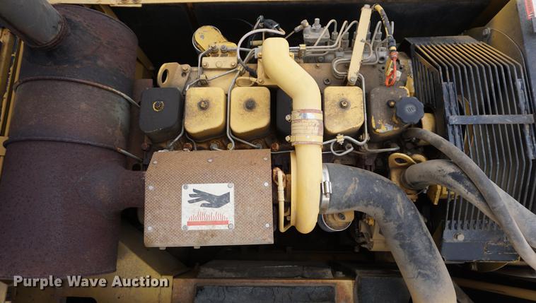 image for item DE3244 1997 Komatsu PC200LC-6LE excavator