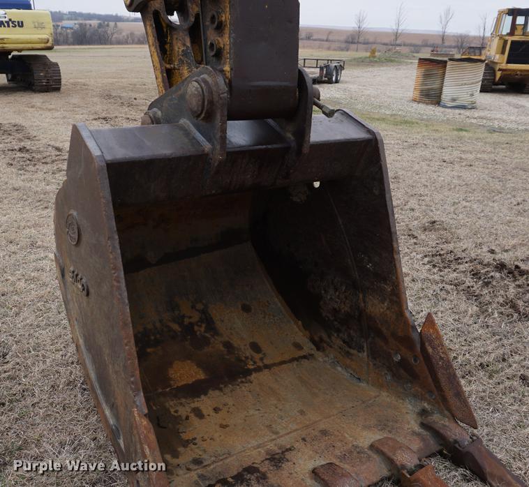 image for item DE3244 1997 Komatsu PC200LC-6LE excavator