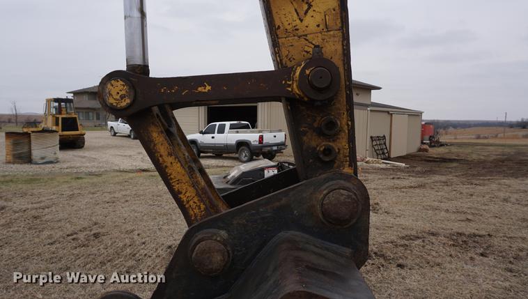 image for item DE3244 1997 Komatsu PC200LC-6LE excavator