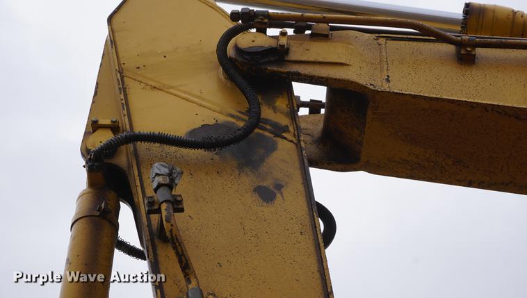 image for item DE3244 1997 Komatsu PC200LC-6LE excavator