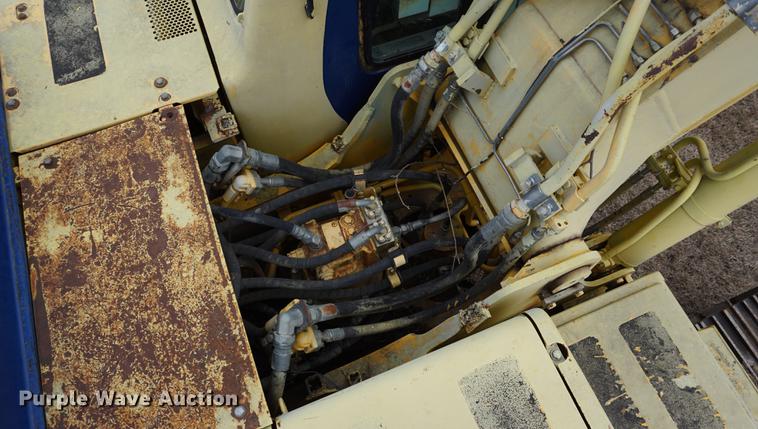 image for item DE3245 2001 Komatsu PC200PU-6LE excavator