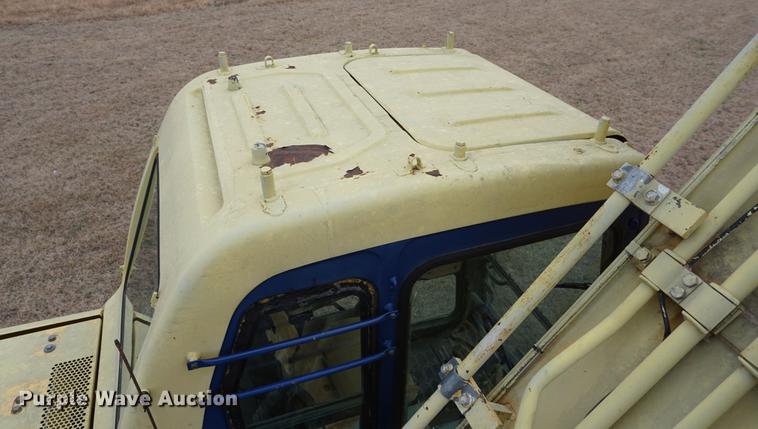 image for item DE3245 2001 Komatsu PC200PU-6LE excavator