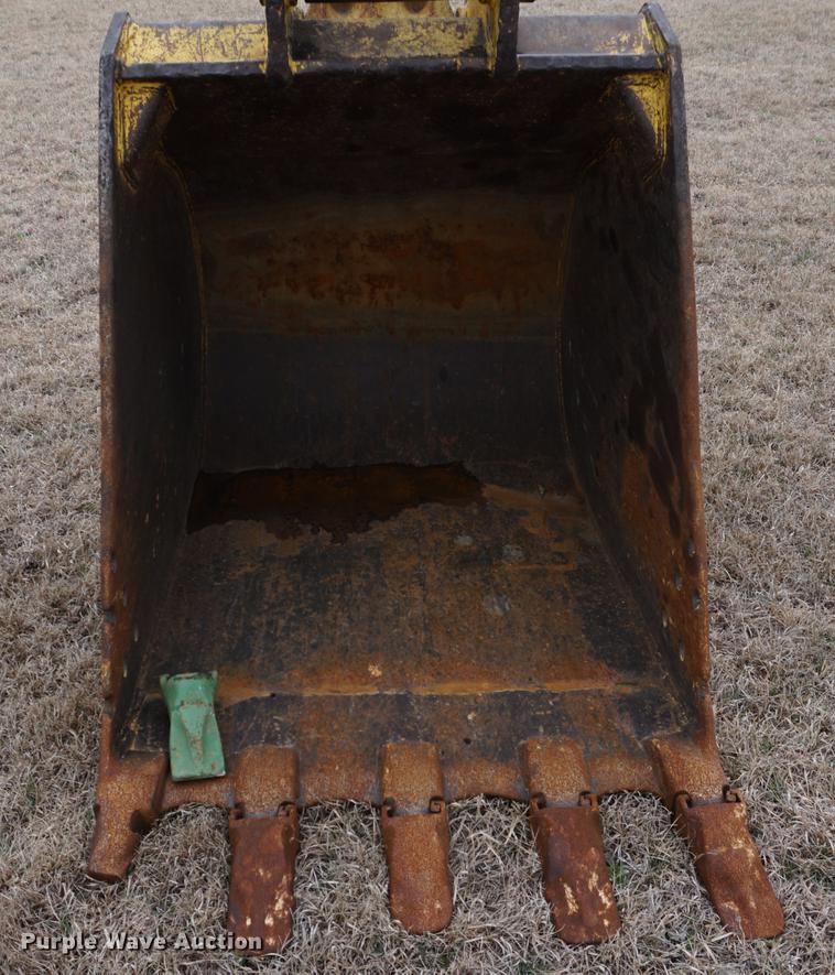 image for item DE3245 2001 Komatsu PC200PU-6LE excavator