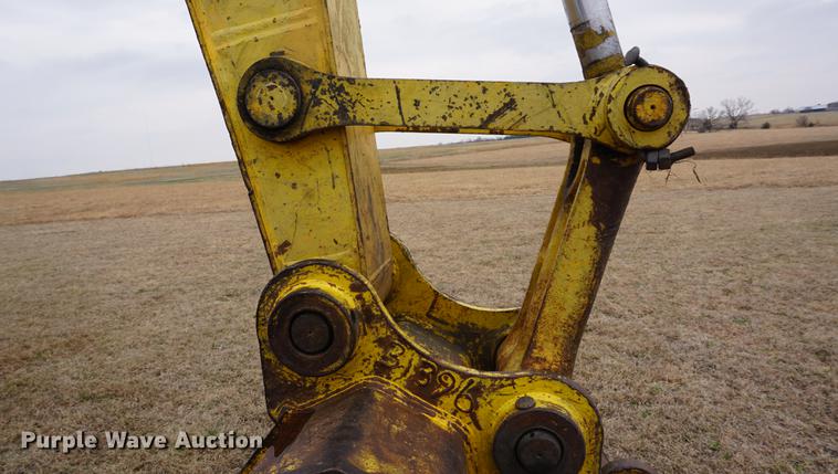 image for item DE3245 2001 Komatsu PC200PU-6LE excavator