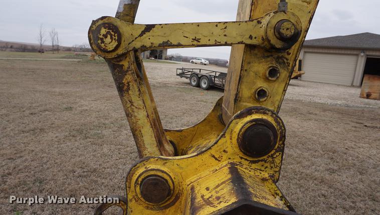 image for item DE3245 2001 Komatsu PC200PU-6LE excavator