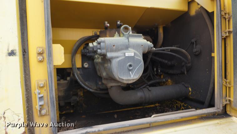 image for item DE3245 2001 Komatsu PC200PU-6LE excavator
