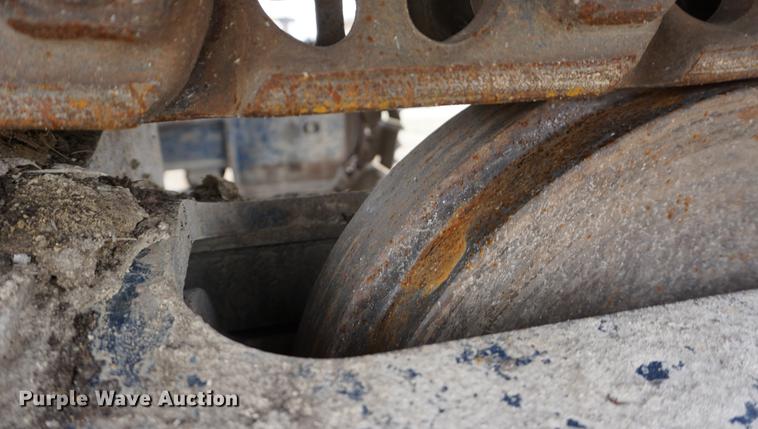 image for item DE3245 2001 Komatsu PC200PU-6LE excavator