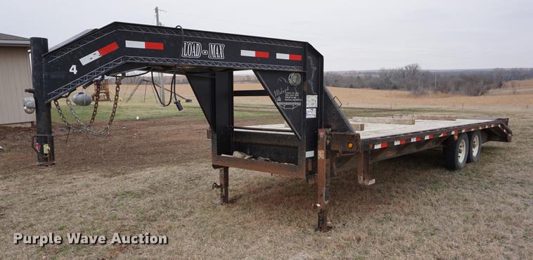 image for item DE3247 2006 Load Max gooseneck trailer