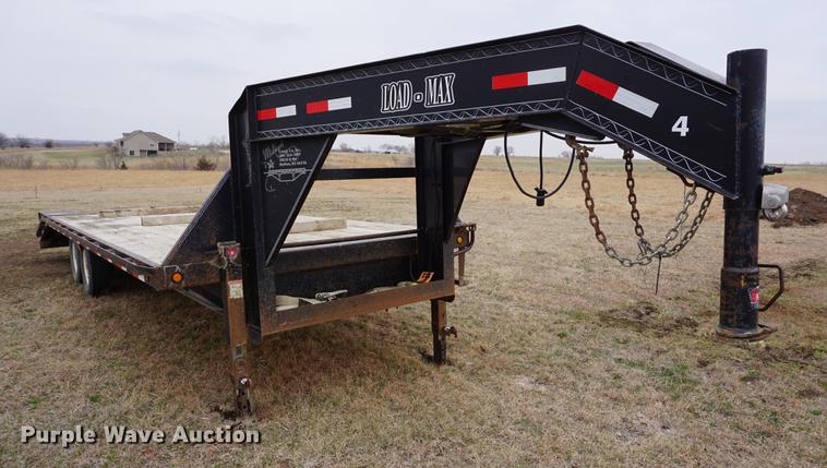 image for item DE3247 2006 Load Max gooseneck trailer