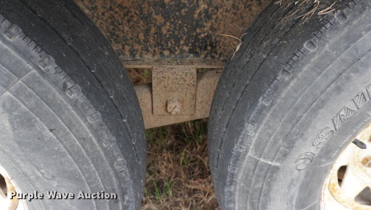 image for item DE3247 2006 Load Max gooseneck trailer